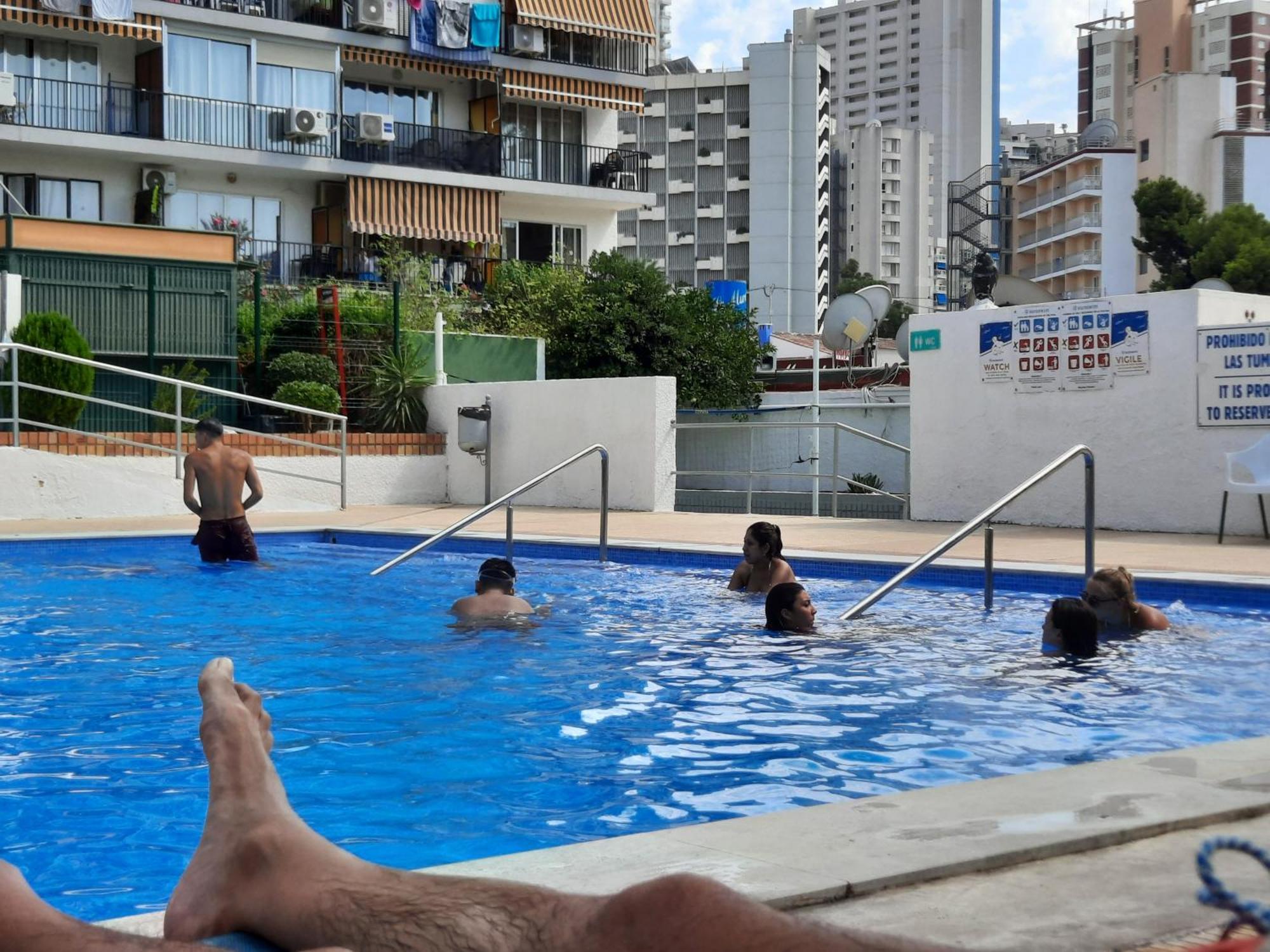 Happy Loix Wifi Aa Garage Pool Apartment Benidorm Exterior photo